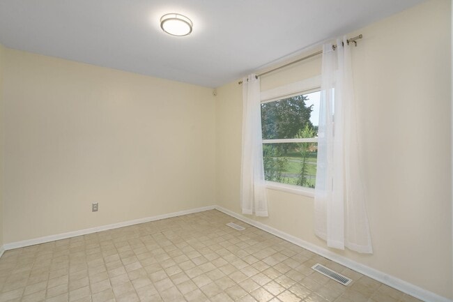 Building Photo - 2377 Williamstown Ct