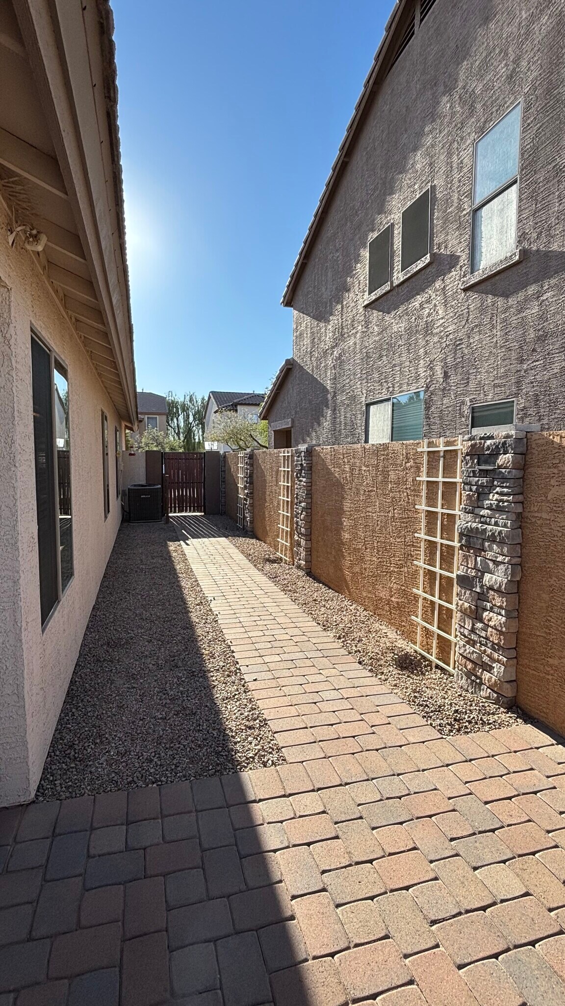 Building Photo - 21047 N Alma Dr