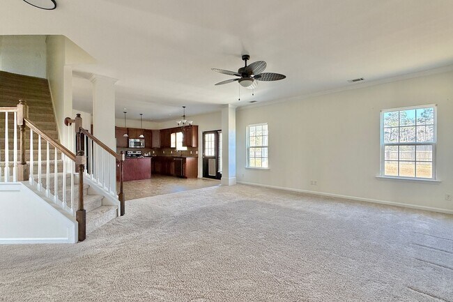 Building Photo - AVAILABLE NOW! (Small Pets Only)