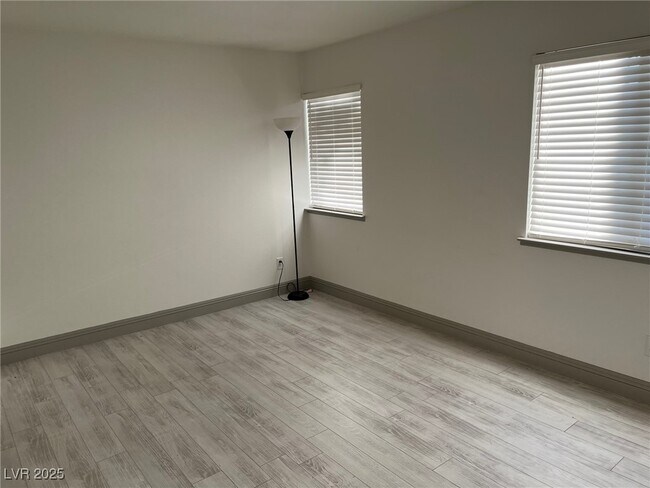 Building Photo - 2692 Matogroso Ln