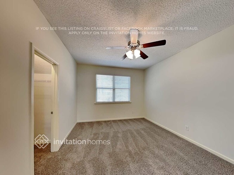 Building Photo - 91 Martins Pond Rd