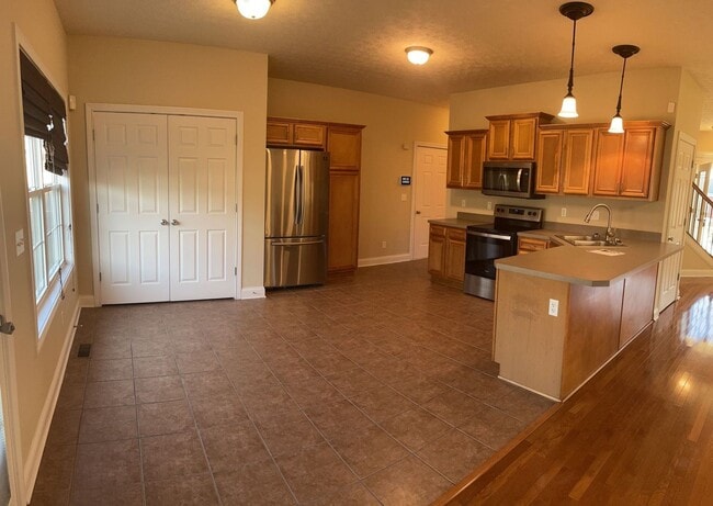 Building Photo - 417 Cabernet Dr