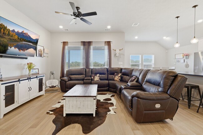 Building Photo - 173 Brazos Bnd