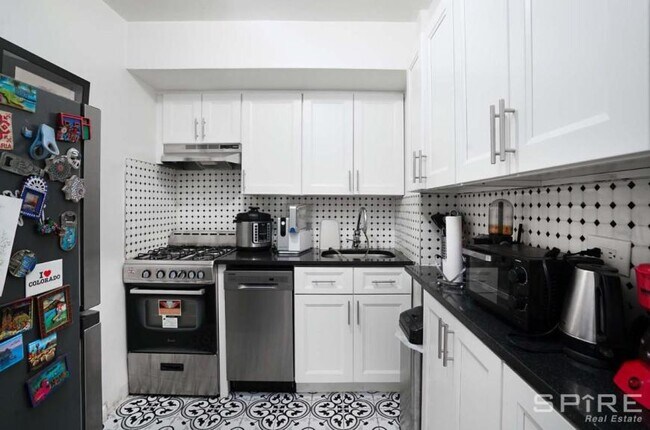 Building Photo - 1 bedroom in Brooklyn NY 11225