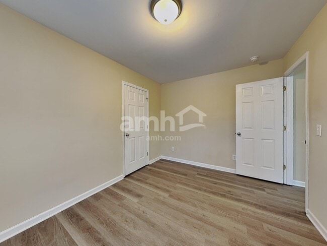 Building Photo - 3947 Hickswood Forest Ct