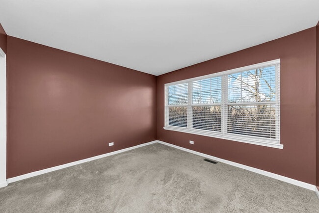 Building Photo - 3345 Kentshire Cir