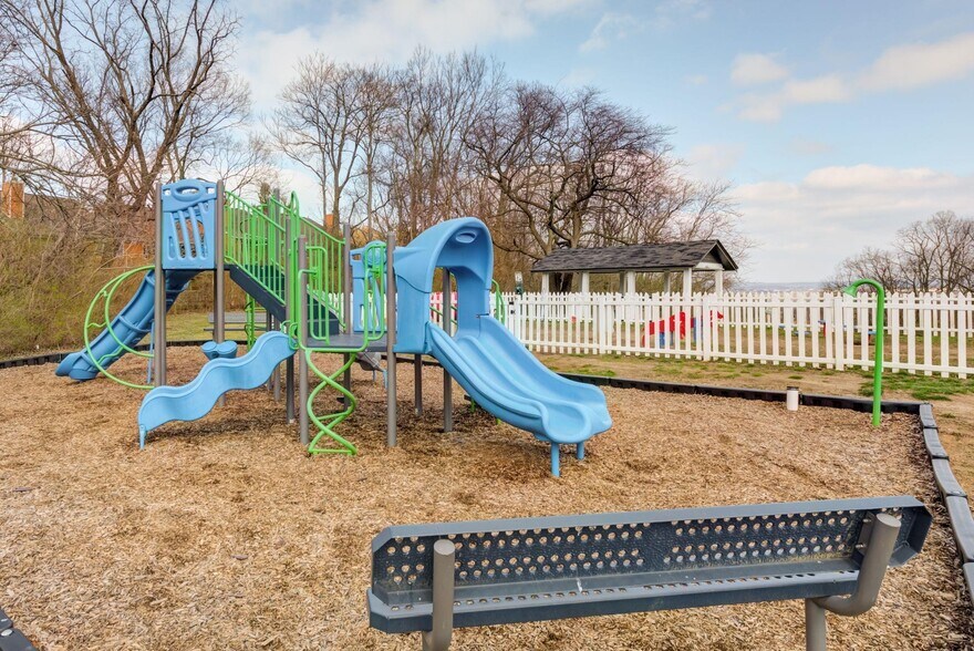 Villages of Wildwood 5877 Ross Rd Fairfield OH 45014 Apartment Finder