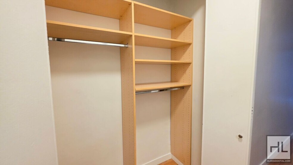 Building Photo - Midtown East 2-Bed, 2-Bath with Private Patio