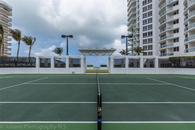 Building Photo - 6365 Collins Ave