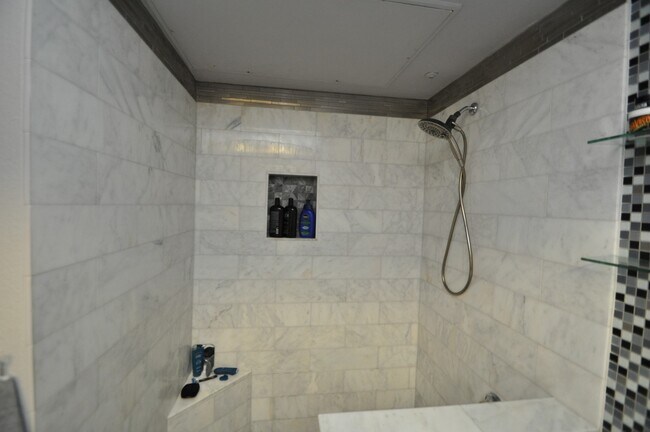 Building Photo - 3231 Allen Pkwy