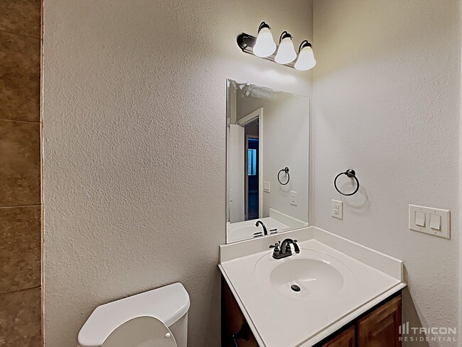 Building Photo - 1125 Ponderosa Drive