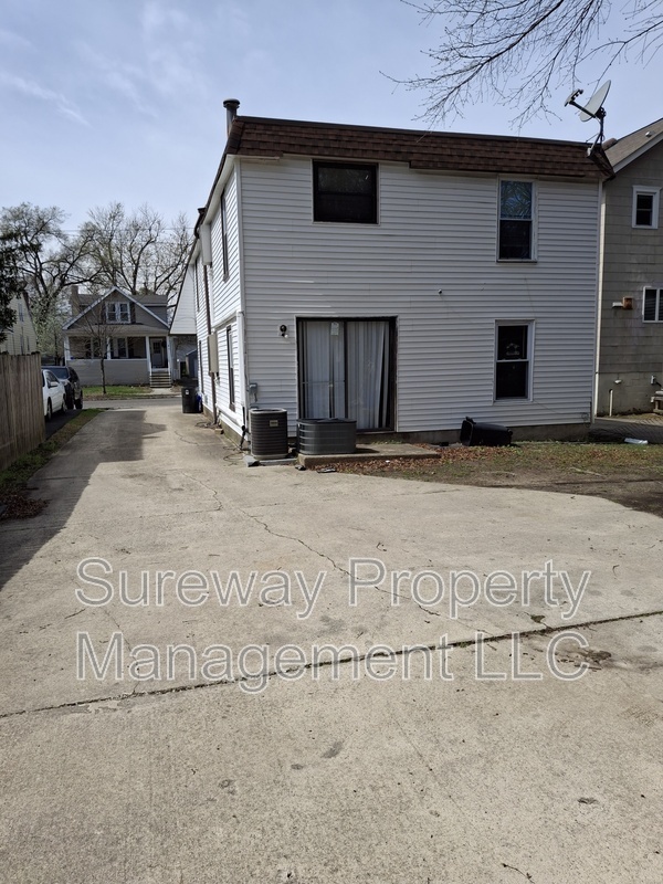 Building Photo - 12 W Wayne Terrace