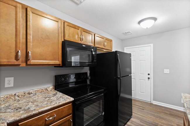 Building Photo - 800 Martin St