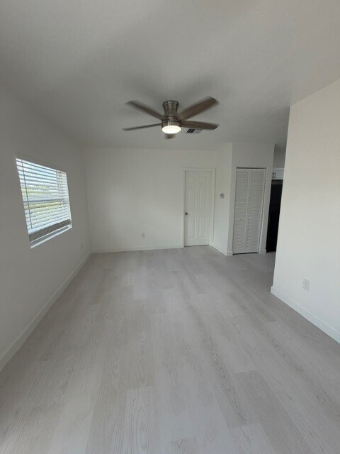 Building Photo - 519 Pilgrim Rd