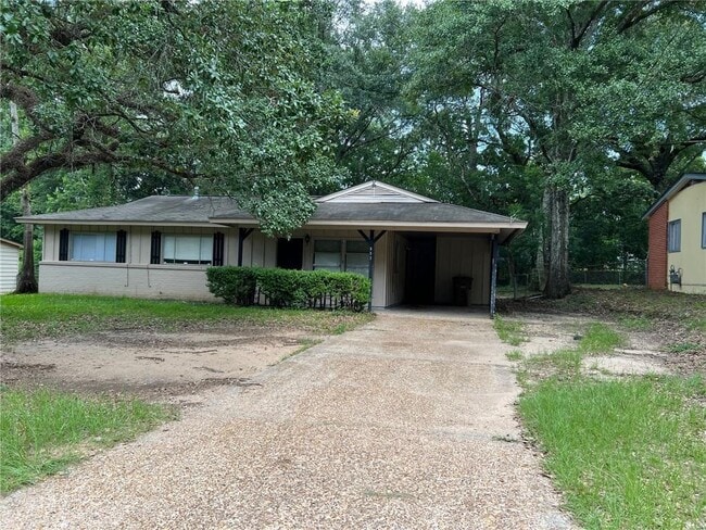 Primary Photo - 557 Shalimar Rd