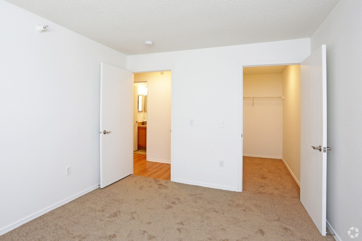 Kings Gate Senior - Omaha Ne Apartment Finder