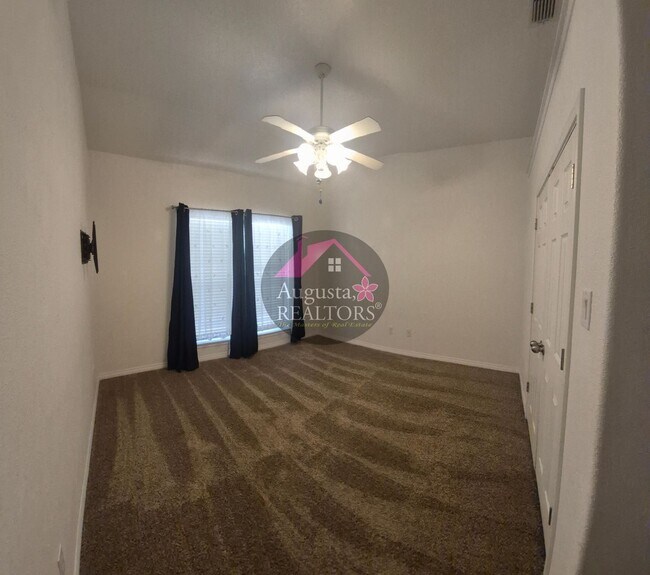 Building Photo - 5001 Crystal Creek