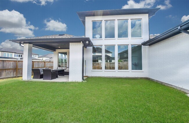 Building Photo - 8906 Luddenham Lilac Ln