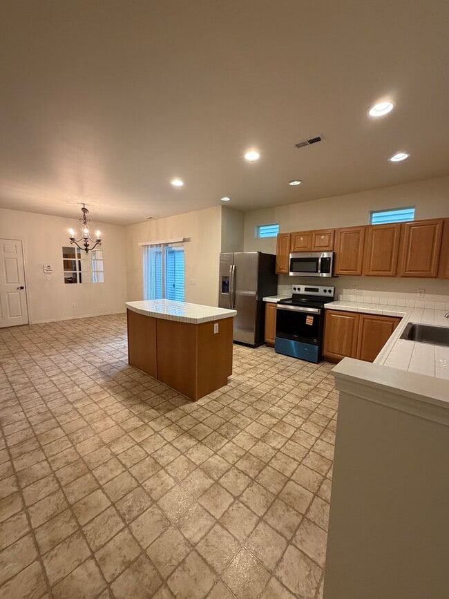 Building Photo - 7608 Traditions Ave NE