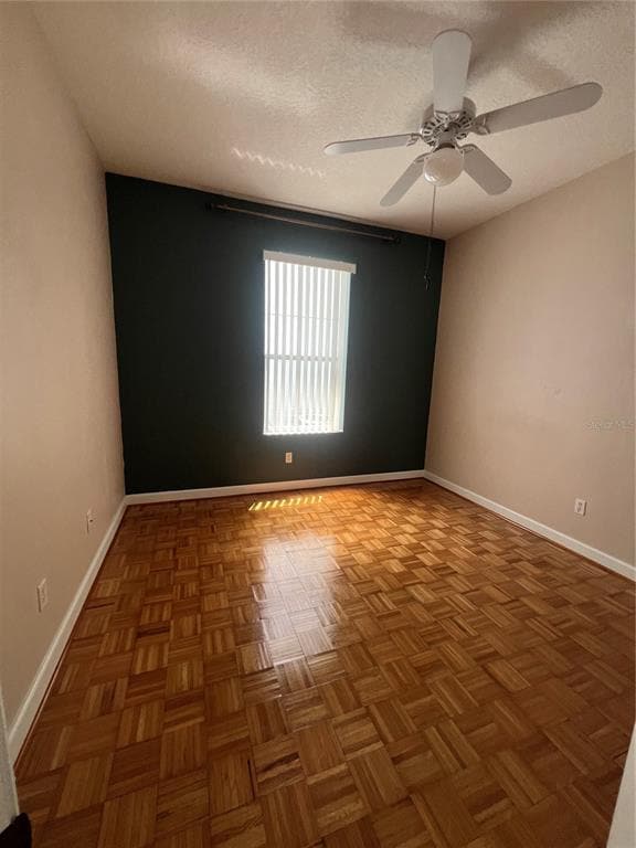 Building Photo - 4701 Chalfont Dr