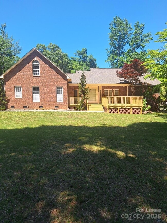 Building Photo - 2505 Green Point Ct