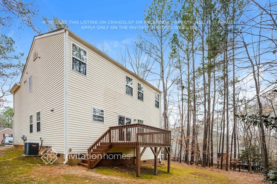 Building Photo - 175 River Hills Dr