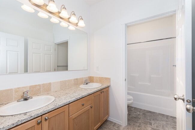Building Photo - Beautiful 3 Bedroom rambler on a large and peaceful lot!