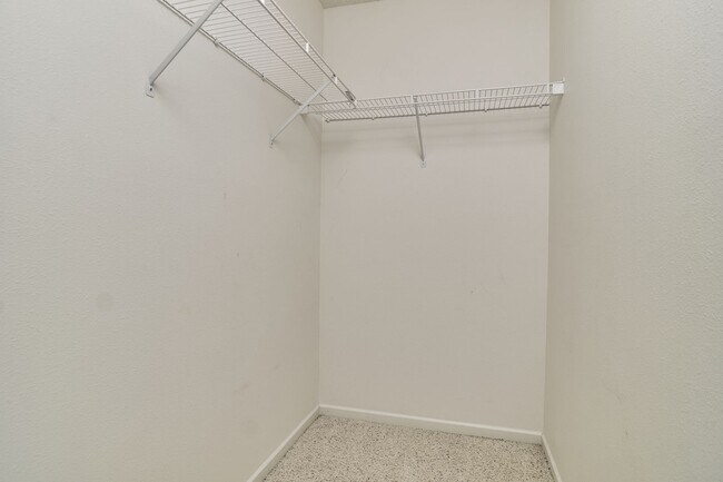 Building Photo - 3 BD/2.5 BA in Fishers!