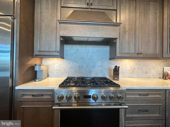 Building Photo - 30475 Madeira Ln