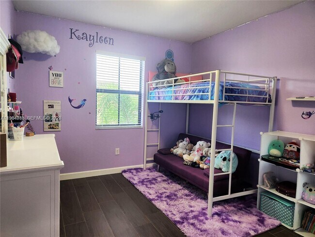 Building Photo - 11887 SW 150th Pl