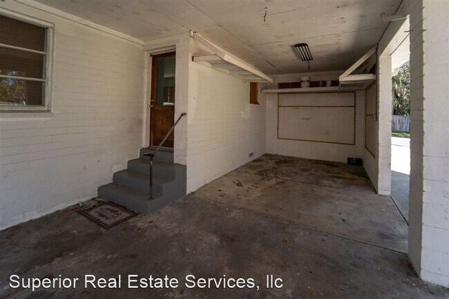 Building Photo - 64 Fullerwood Dr
