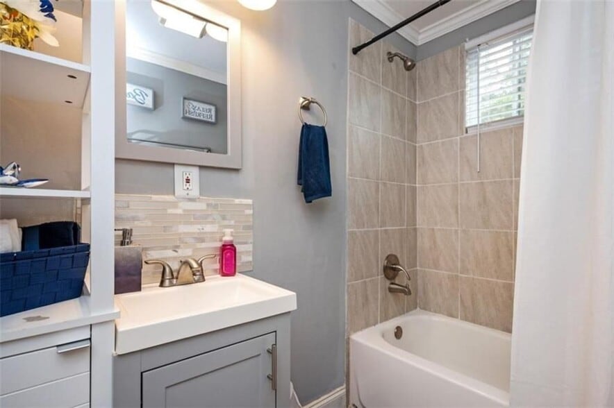 Building Photo - 3479 Thompson Dr NW