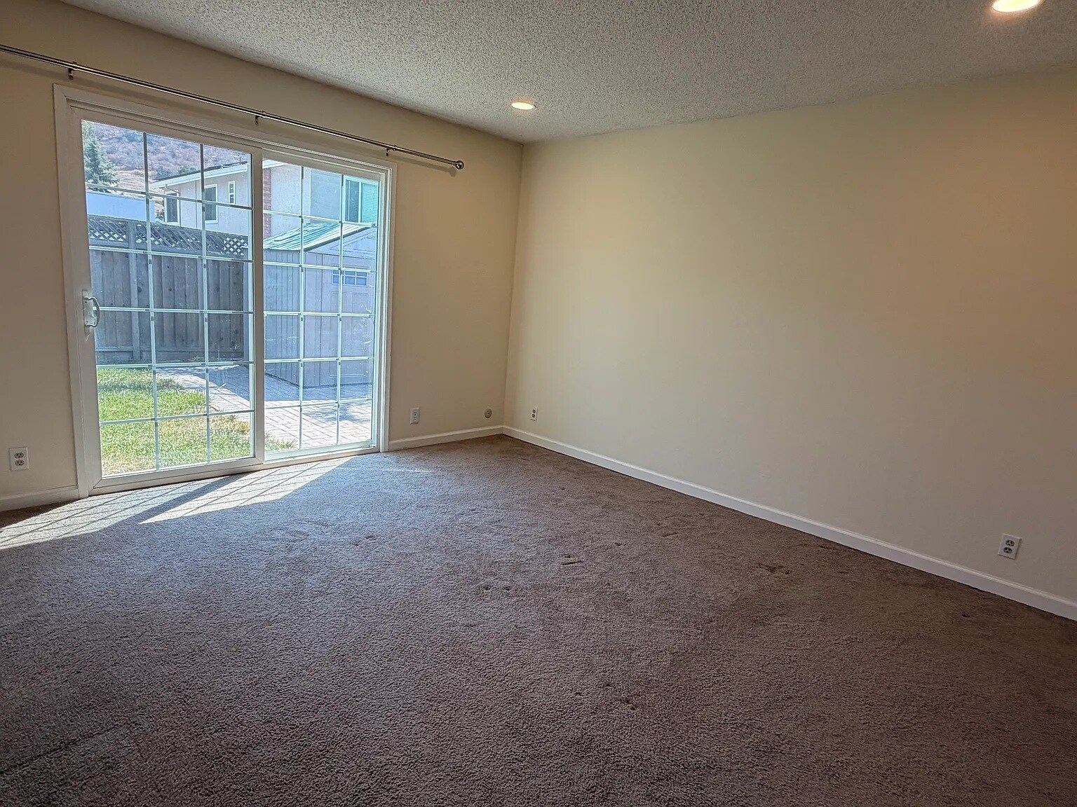 Building Photo - 6254 Hopi Cir