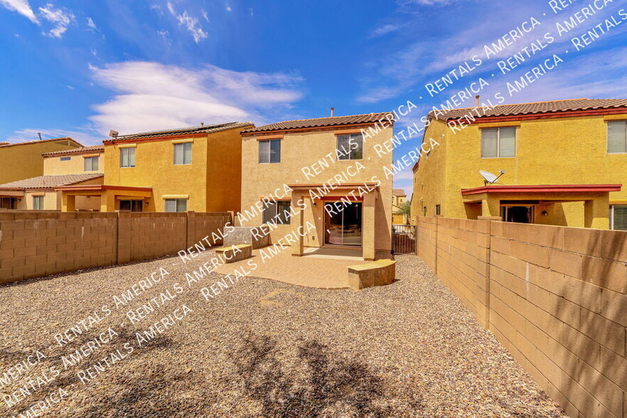 Building Photo - 14374 S Camino El Galan