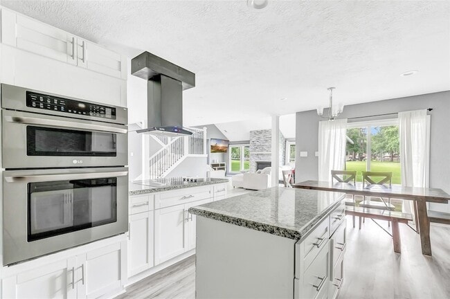 Primary Photo - 1746 Cloister Dr