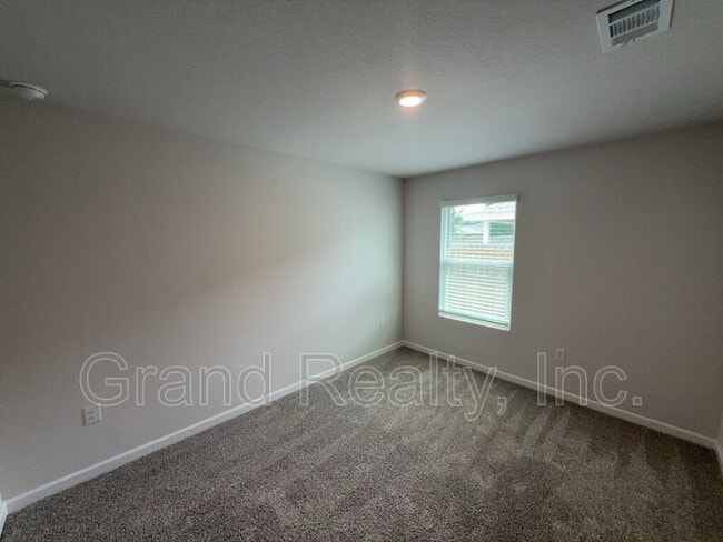 Building Photo - 4955 Red Cedar Rd