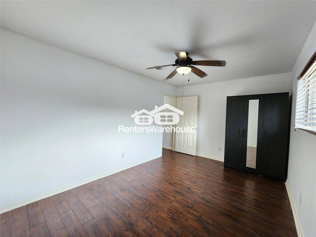 Building Photo - 1322 Valley Landing Dr