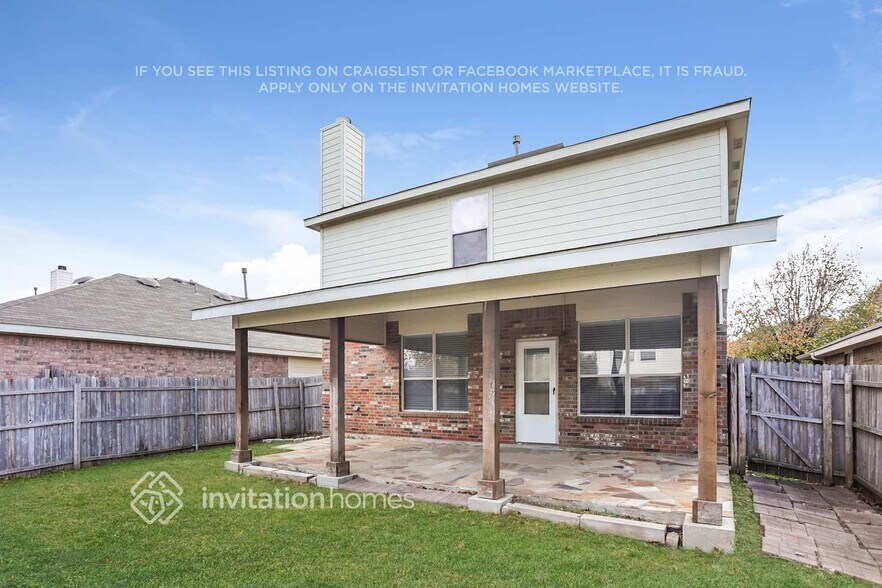 Building Photo - 2725 Mountain Lion Dr