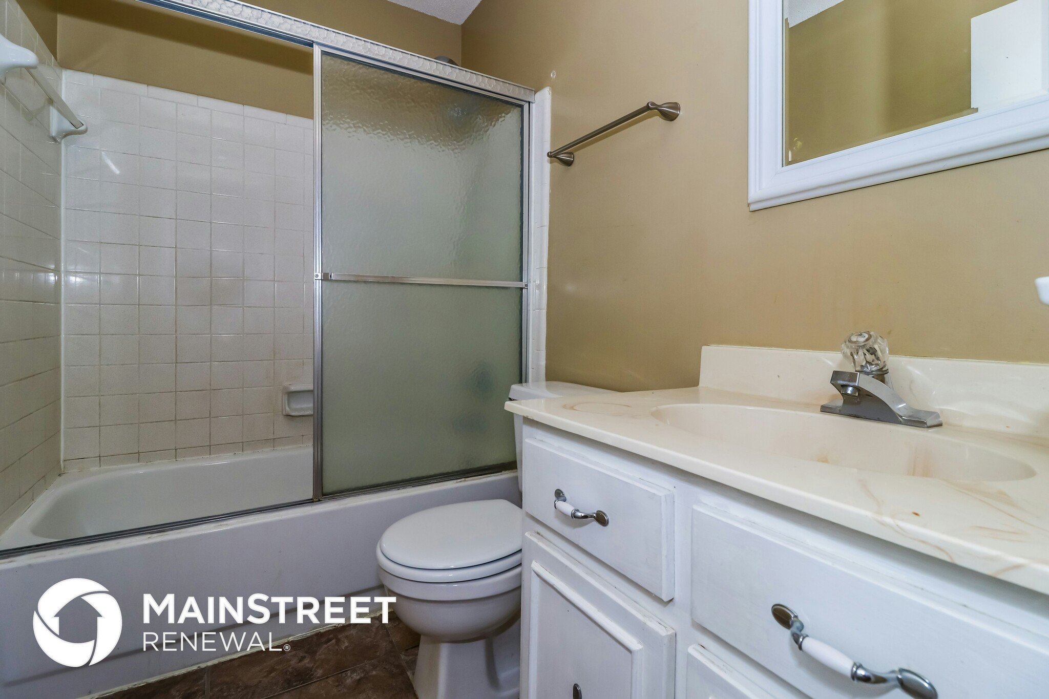 Building Photo - 3048 Ingleside Dr