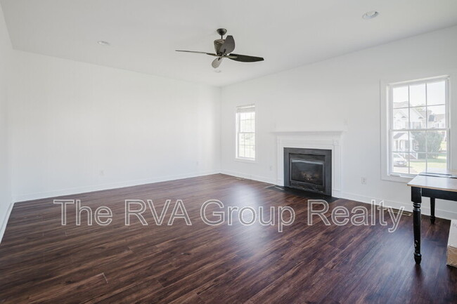 Building Photo - 4900 Lofton Dr