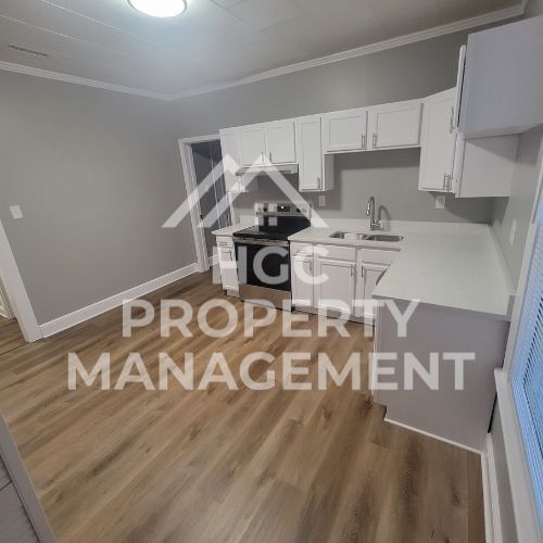 Building Photo - 115 The Blvd