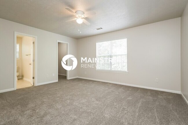 Building Photo - 4 Bedroom Pet-Friendly Home in McDonough, GA with Main Street Renewal