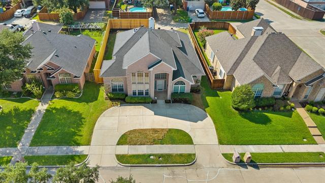 Building Photo - 1109 San Saba Dr