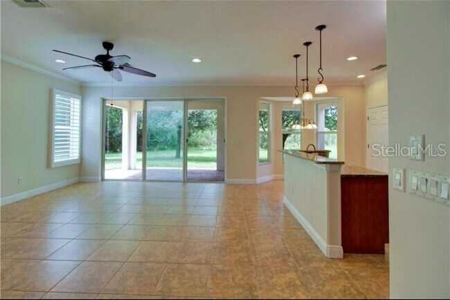 Building Photo - 18020 Maui Isle Dr