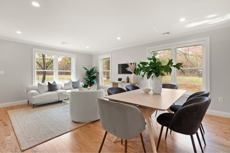 Building Photo - 31 barracks rd