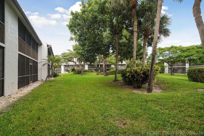 Building Photo - 1284 S Military Trail