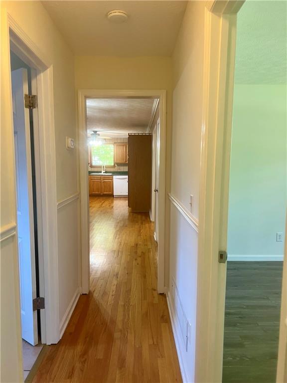 Building Photo - 6695 Courtney Dr