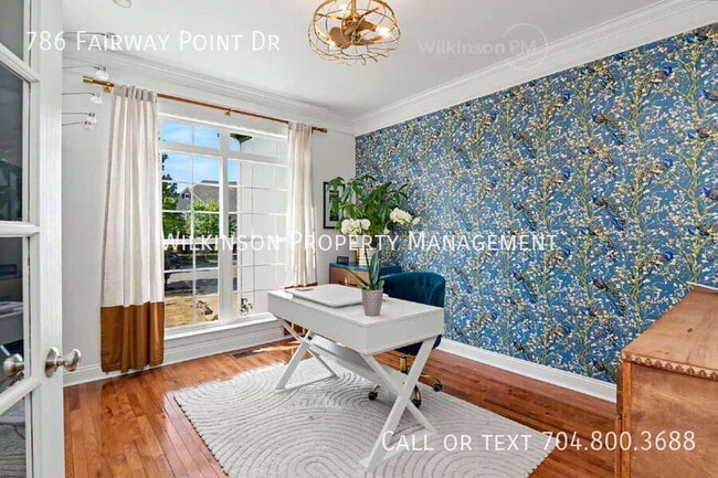 Building Photo - 786 Fairway Point Dr