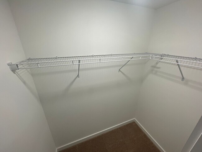 Building Photo - Home for Rent in Oak Grove, AL!!! Available to View Now!