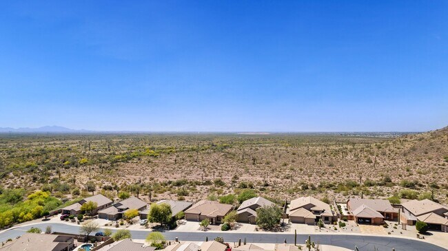Building Photo - Amazing Home in Gold Canyon backing to Sta...